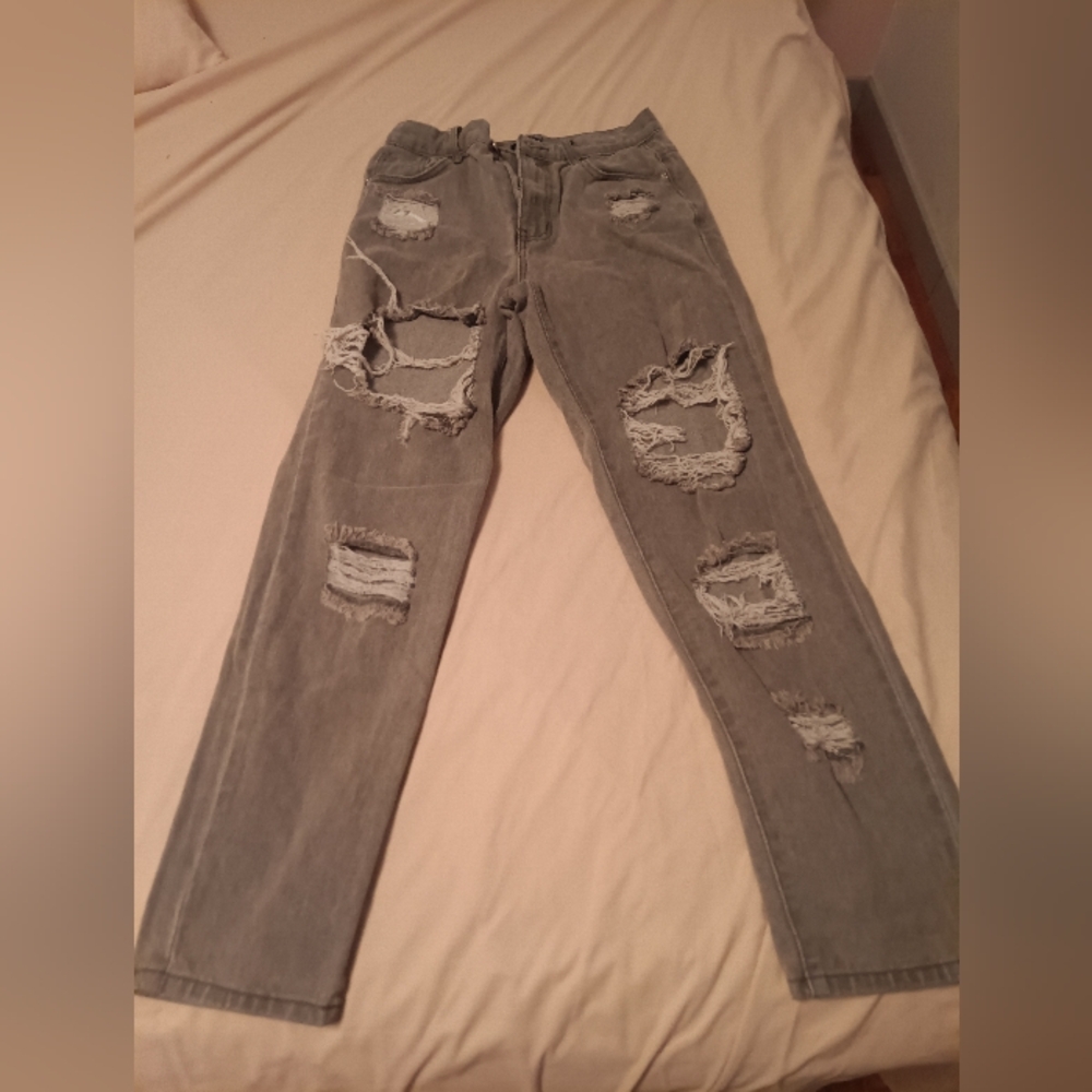 Size 10 Jrs. Grey ripped jeans